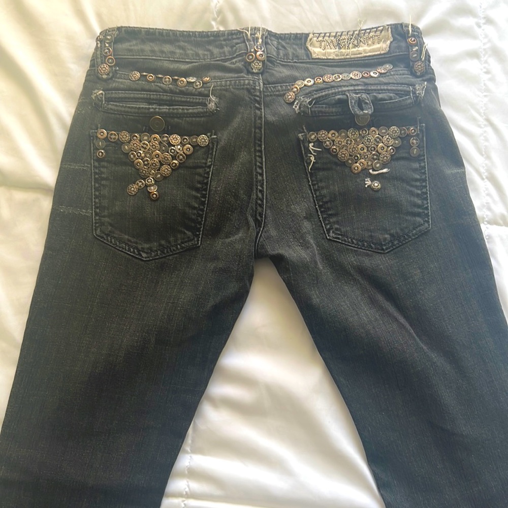 Never been worn Jimmy Taverniti studded jeans